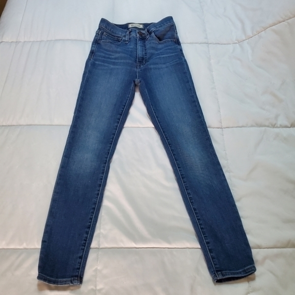 Women's Madewell jeans. Size p24. Like new. 11" Roadtripper skinny. Med - Picture 2 of 7